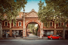 Charlie on Charlick - Fully Renovated 1BR Apt Adelaide
